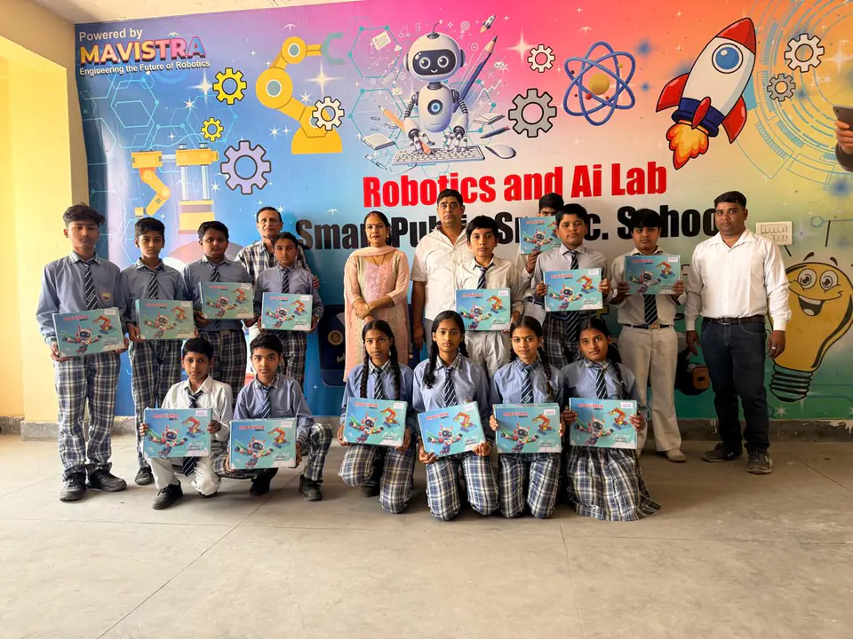 Smart Public School students at the Robotics and AI Lab